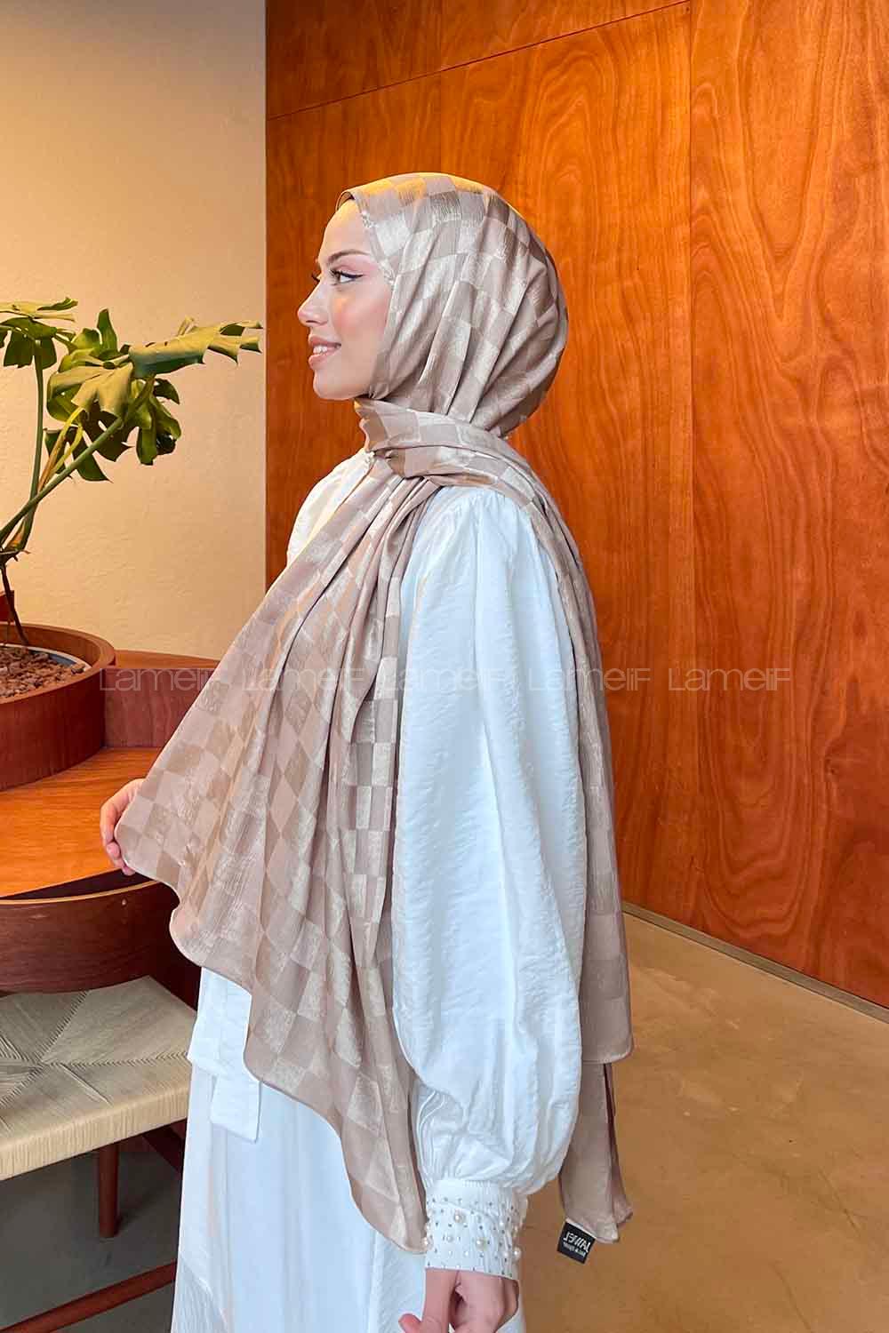 Lamelif Dama Desen Jakar Şal Latte