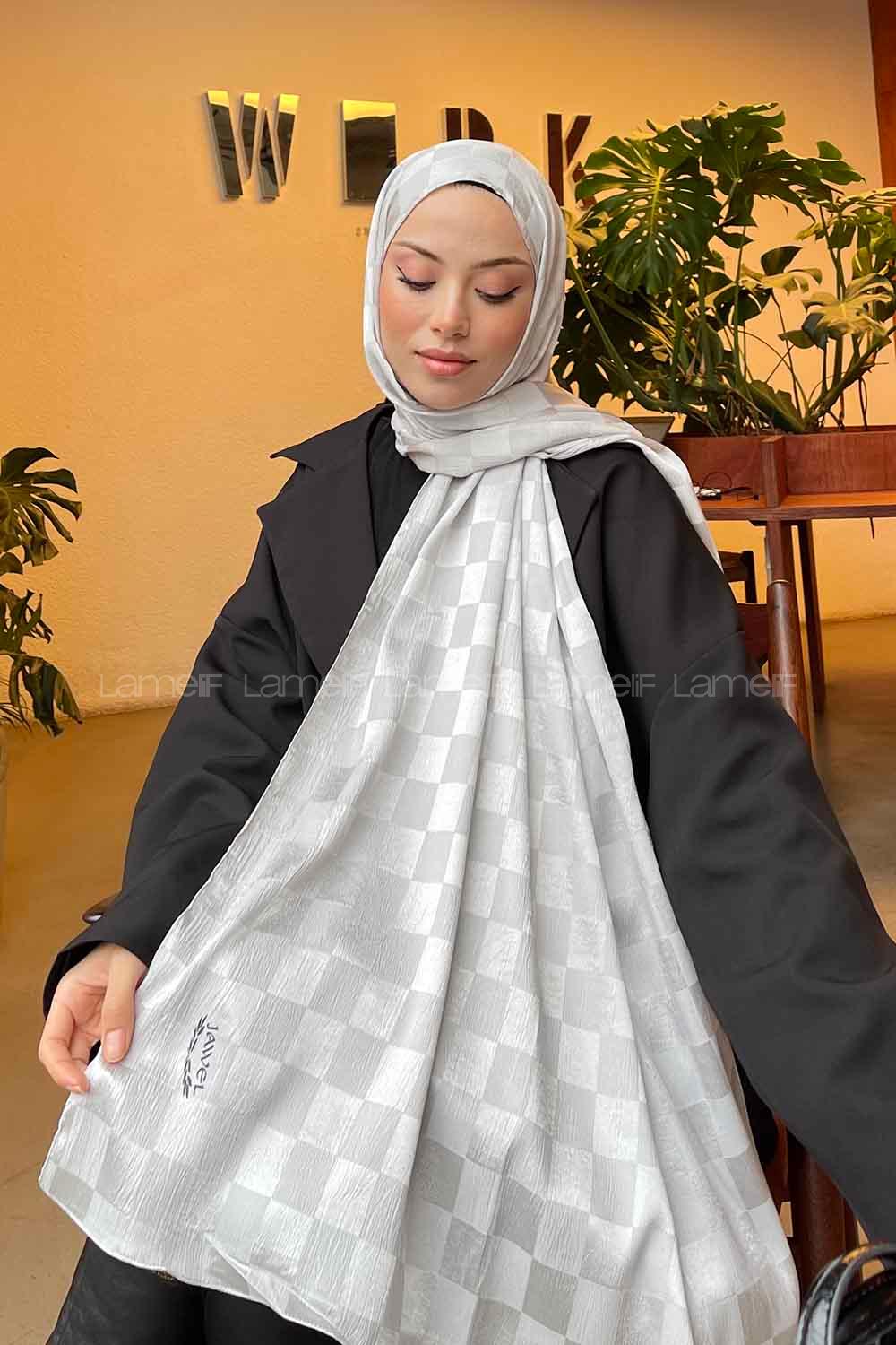 Lamelif Dama Desen Jakar Şal Taş Gri