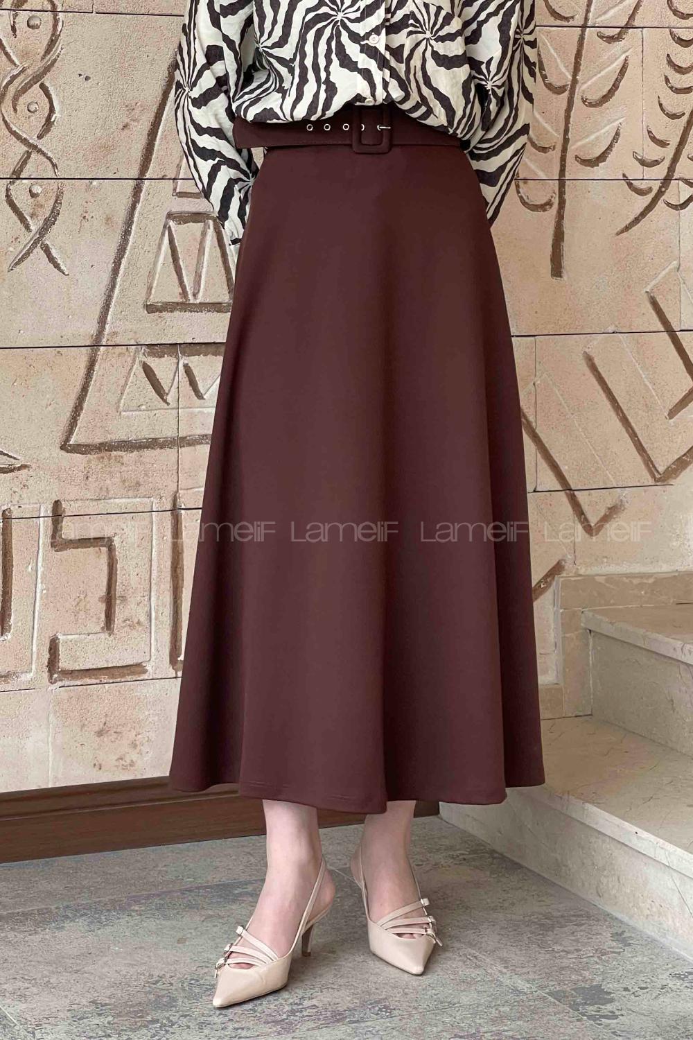 Lamelif Kalın Kemer Detaylı Kloş Etek Kahverengi