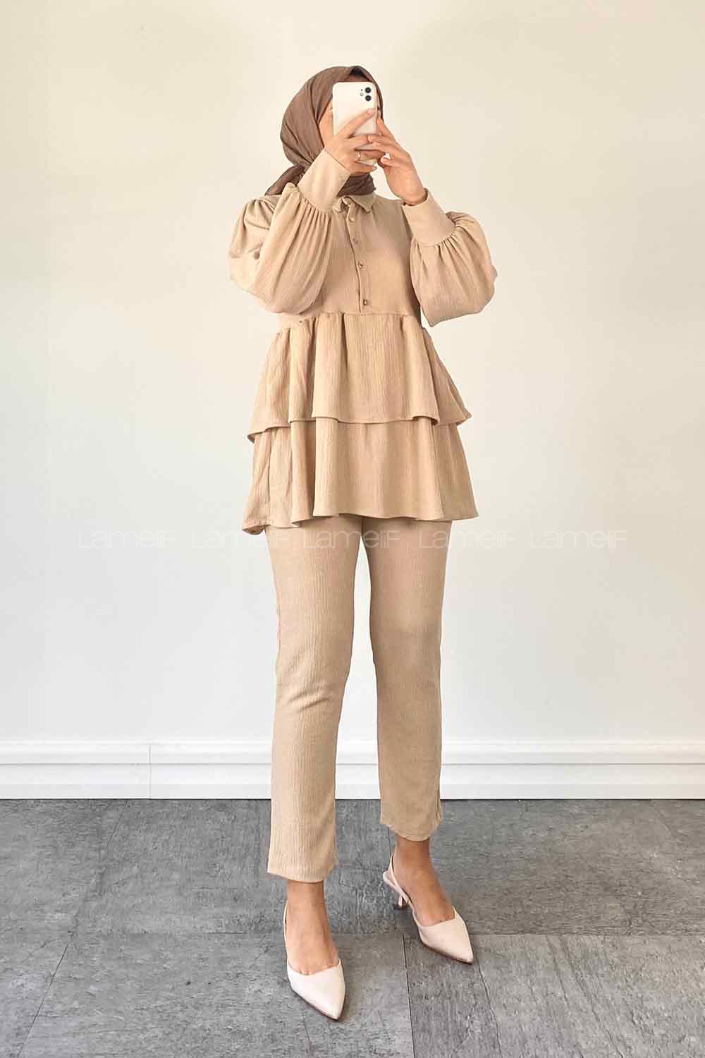 Beige Shirt Collar Long Arm Poplin Fabric Narrow Leg Comfortable Suit