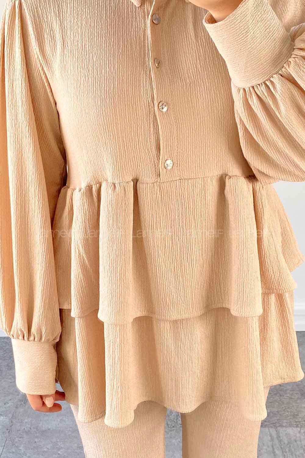 Beige Shirt Collar Long Arm Poplin Fabric Narrow Leg Comfortable Suit