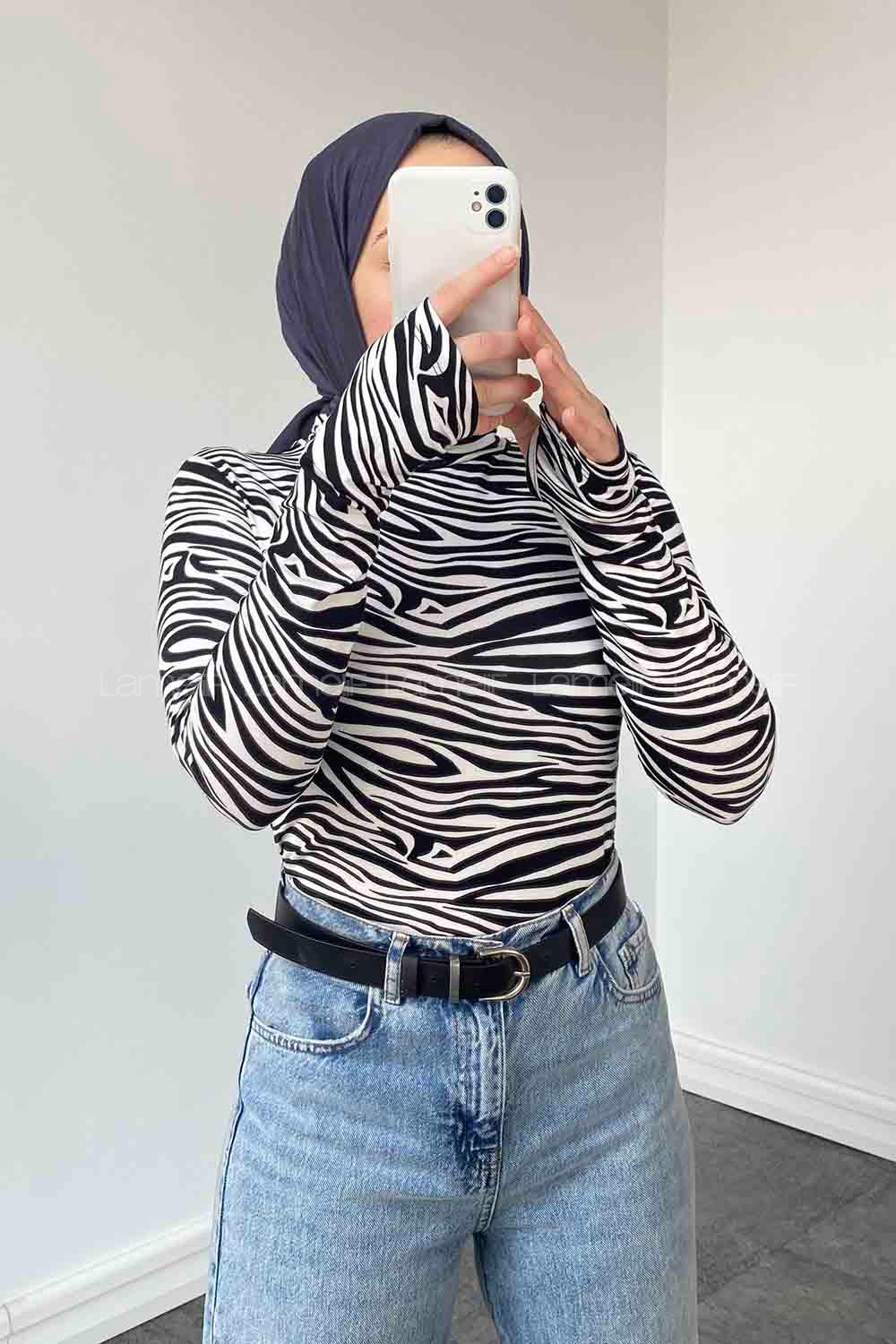 Lamelif Eldiven Detaylı  Zebra Desenli  Body Siyah