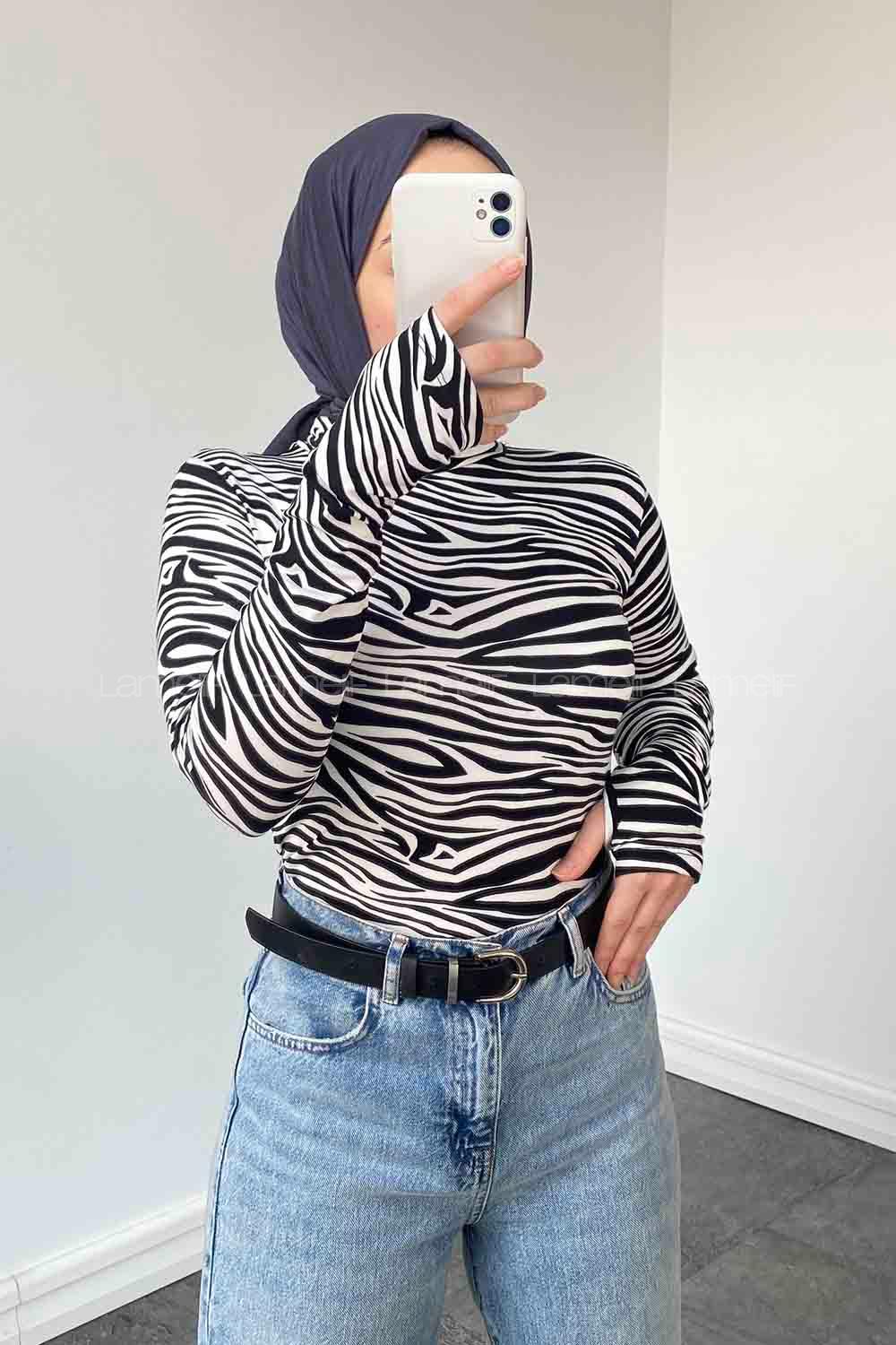 Lamelif Eldiven Detaylı  Zebra Desenli  Body Siyah