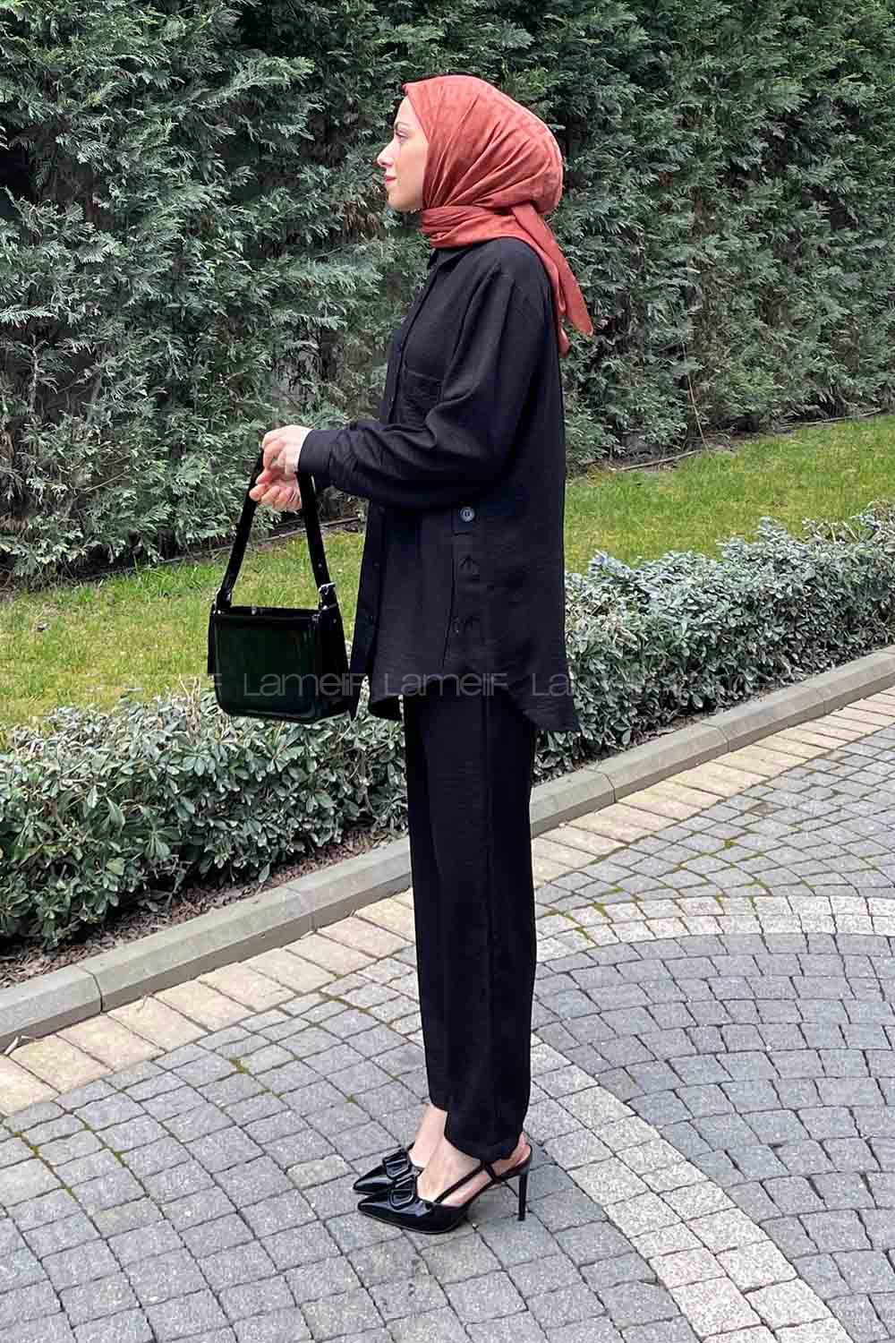 Lamelif Yan Düğme Detaylı İkili Ayrobin Tesettür Takım Siyah