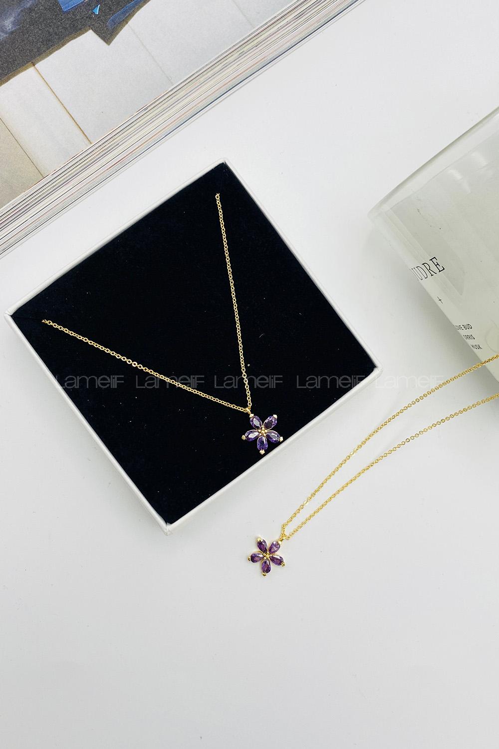Lamelif Gold Kristal Taşlı Mor Çiçek Zirkon Kolye