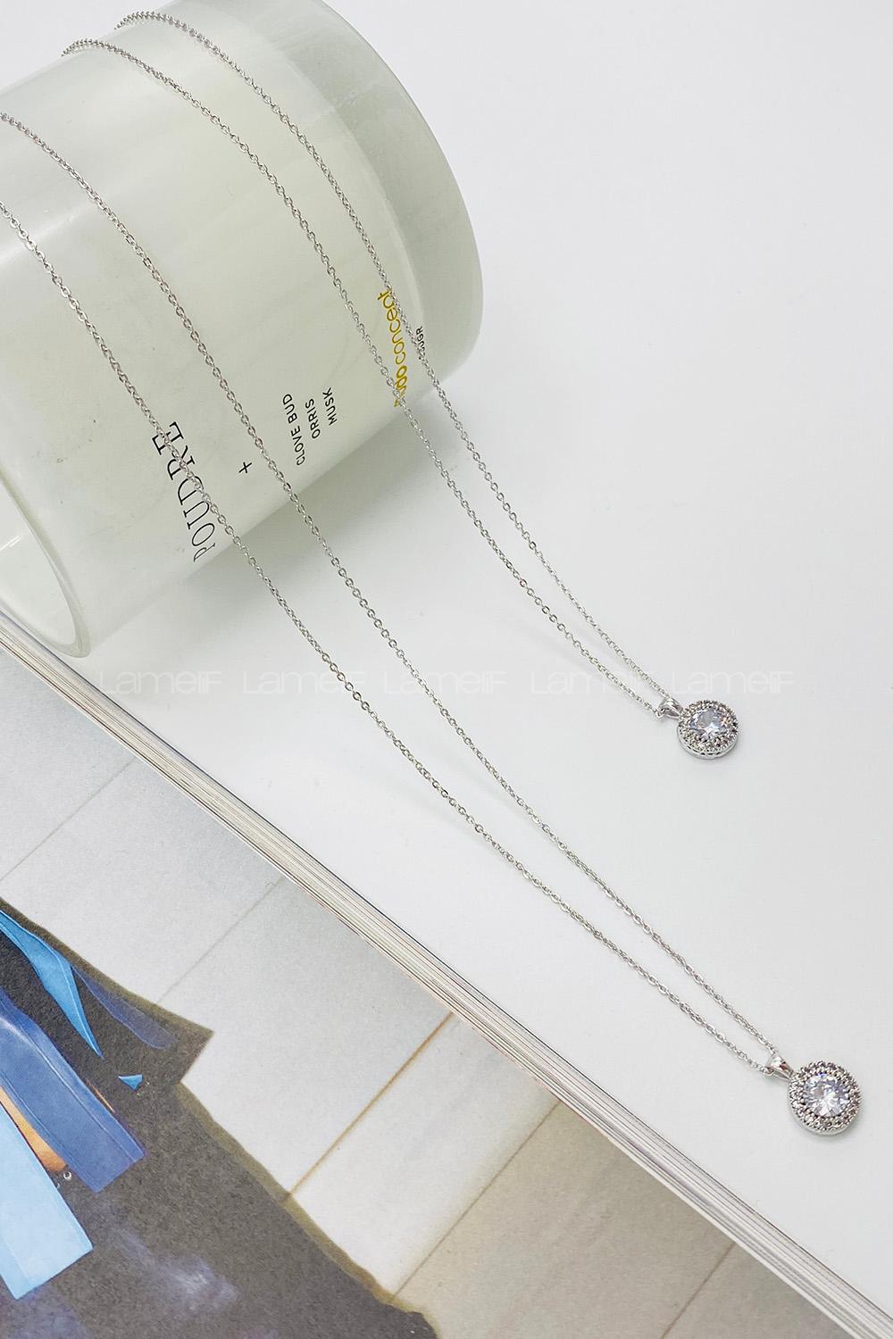 Lamelif Gümüş Kristal Taşlı Baget Zirkon Kolye