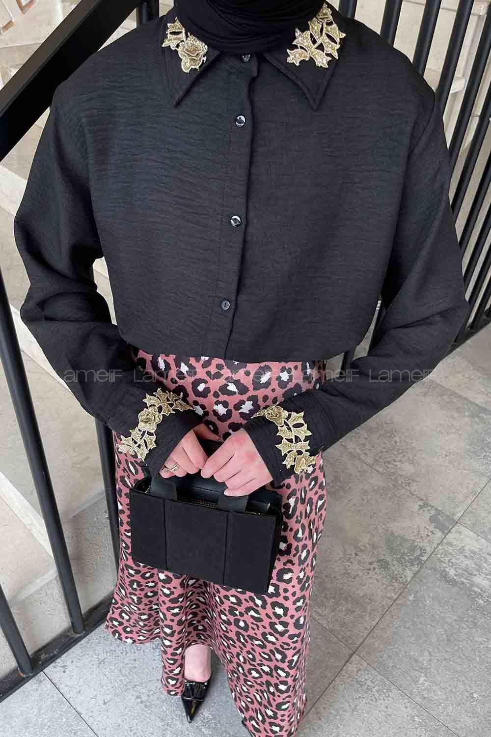 Lameliif Yaka ve Kol Gold Güpür Detaylı Gömlek Siyah