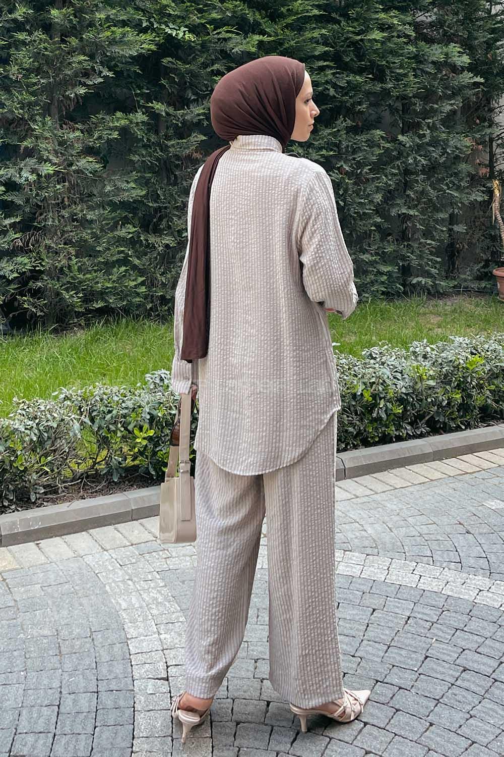 Lamelif Çizgi Detaylı İkili Tesettür Takım Sütlü Kahve