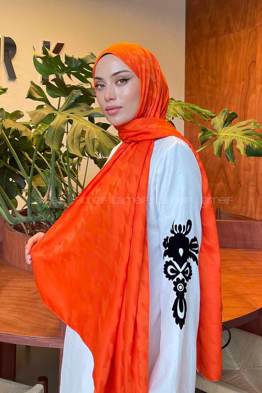 Lamelif Kazayağı Desen Jakar Serisi Şal Oranj