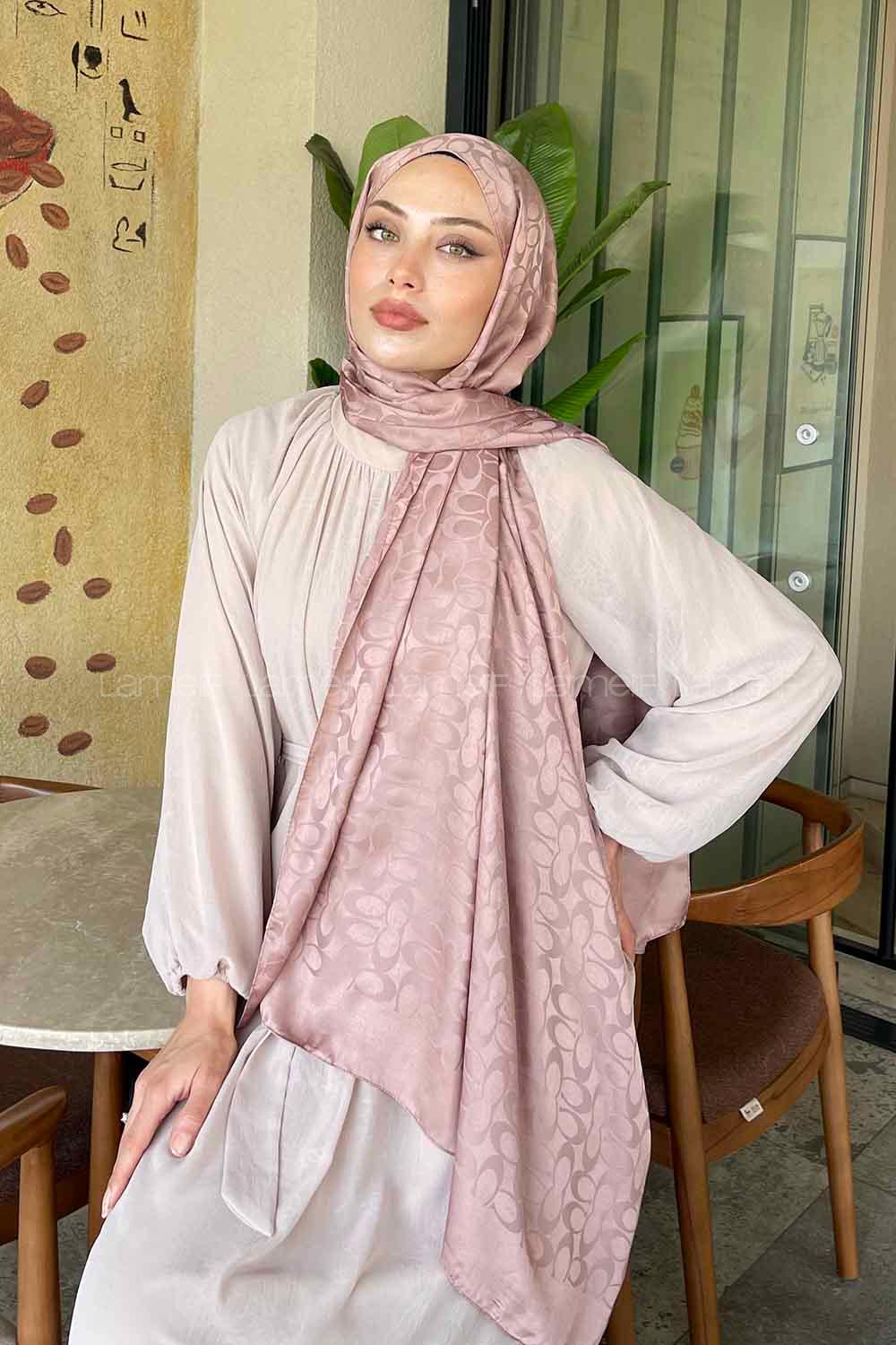 Lamelif Coach Desen Jakar Şal Sütlü Kahve