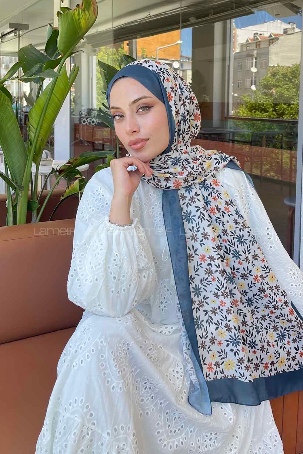 Lamelif Fleur Desen Soft Şal Petrol Mavi-Beyaz