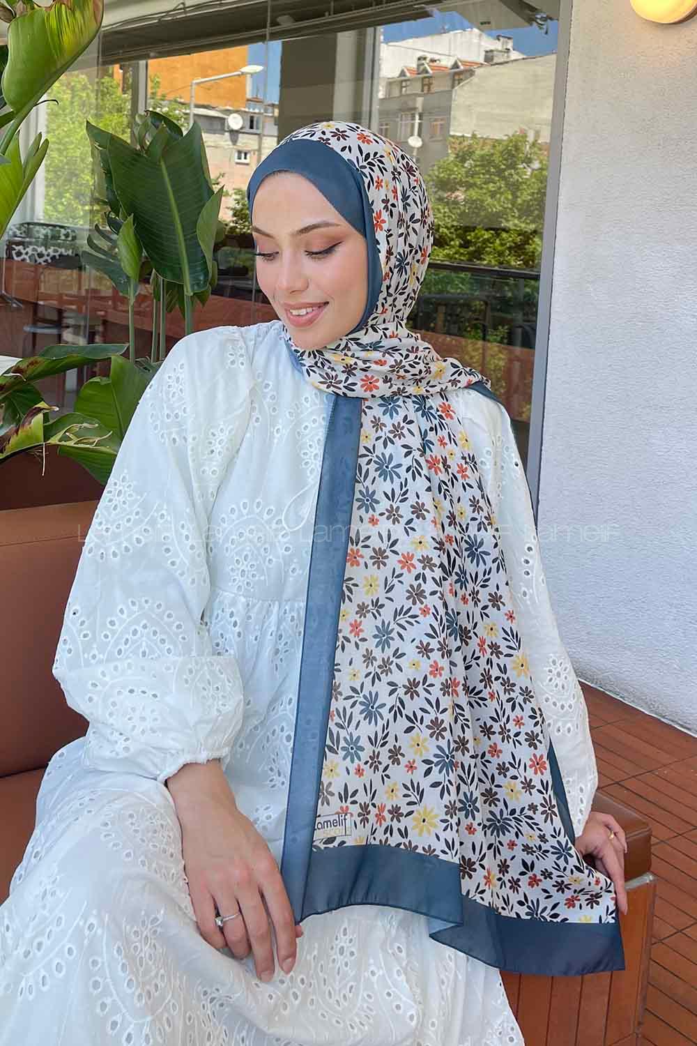Lamelif Fleur Desen Soft Şal Petrol Mavi-Beyaz