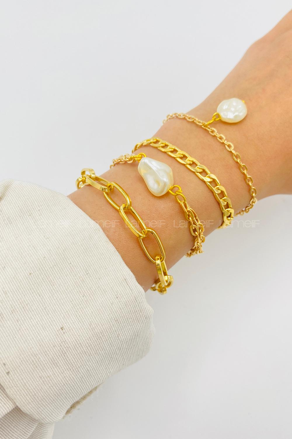 Gold Belted Gold Drop Wristband