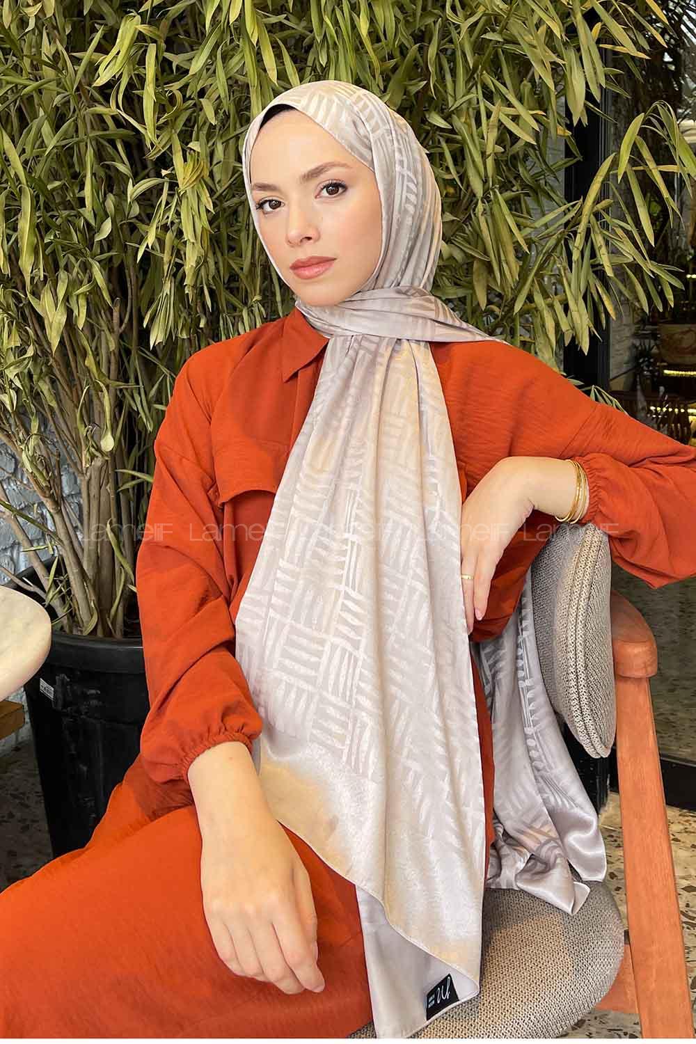 Lamelif Kibrit Desen Jakar Şal Açık Vizon