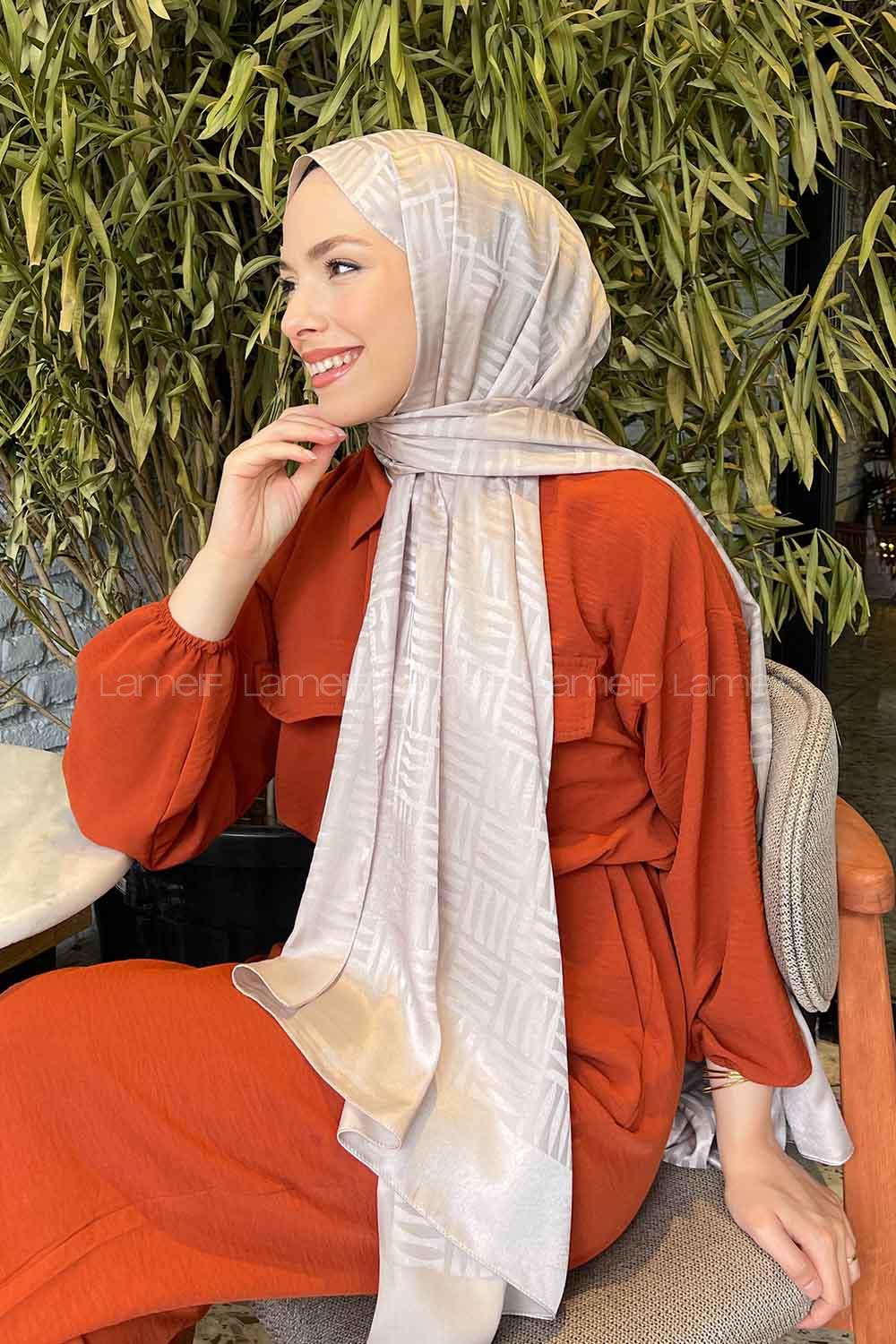 Lamelif Kibrit Desen Jakar Şal Açık Vizon