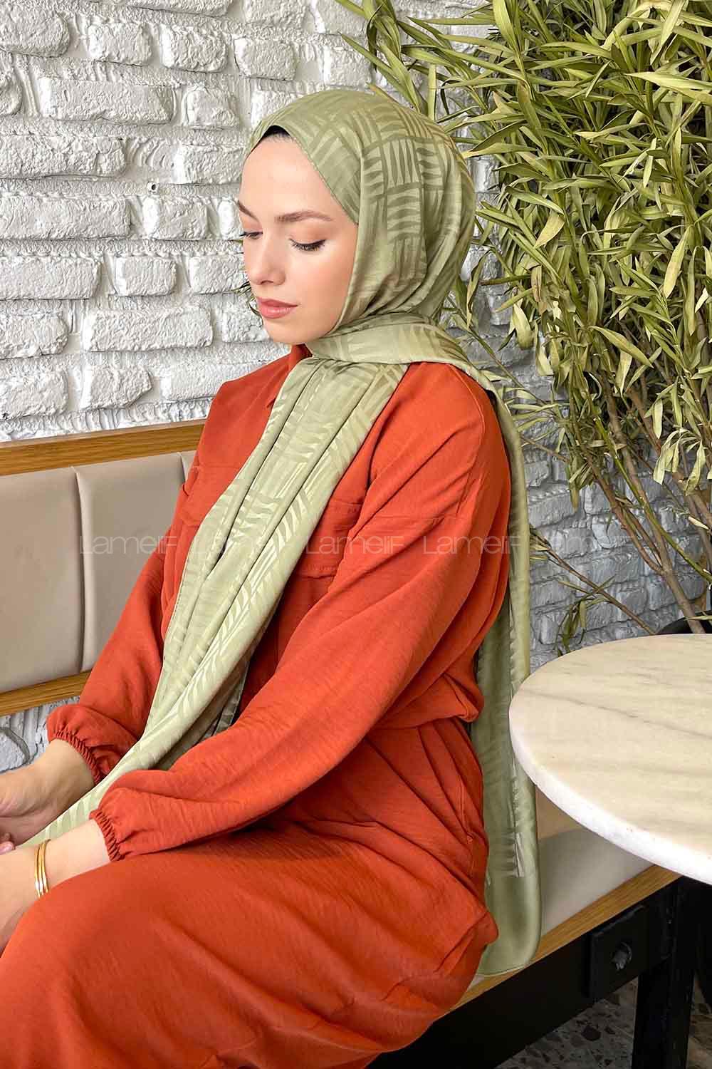 Lamelif Kibrit Desen Jakar Şal Mint Yeşili