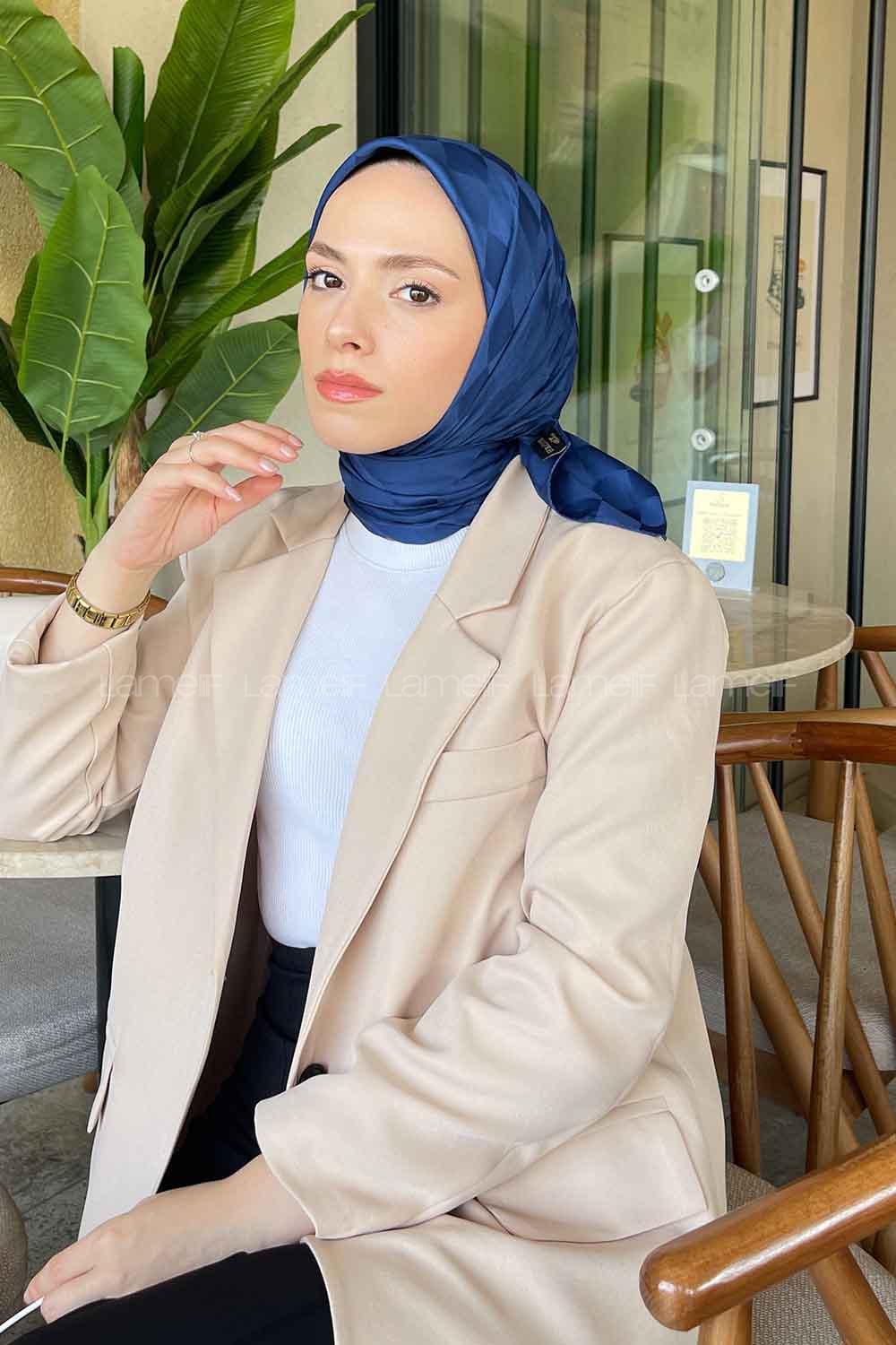 Lamelif Dama Desen Jakar Eşarp Gece Mavisi