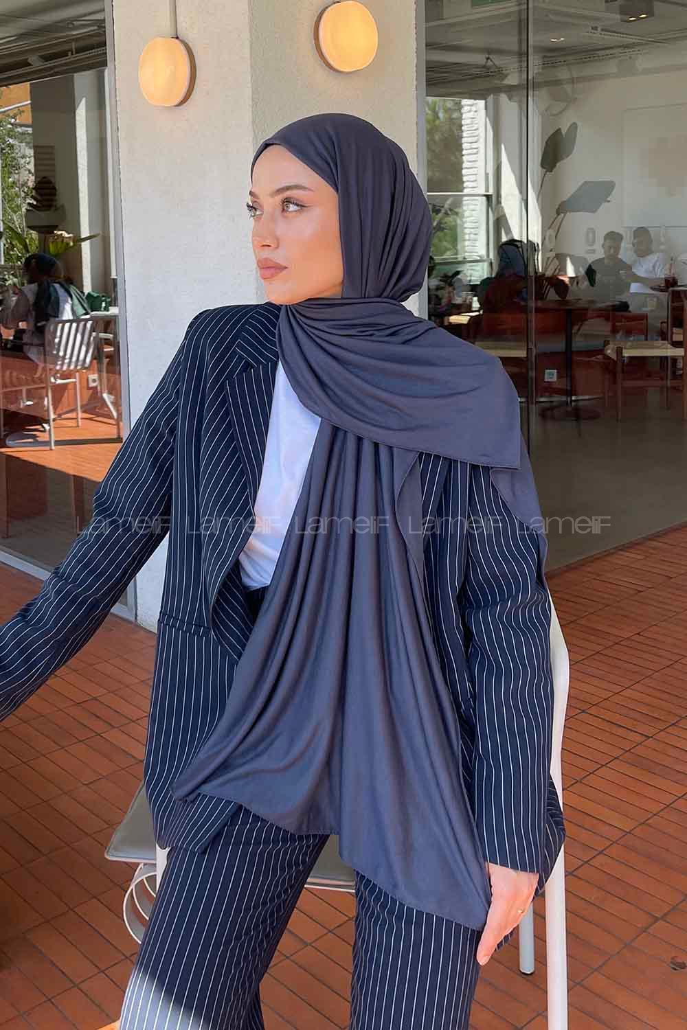 Anthracite Combed Fabric Straight Shawl