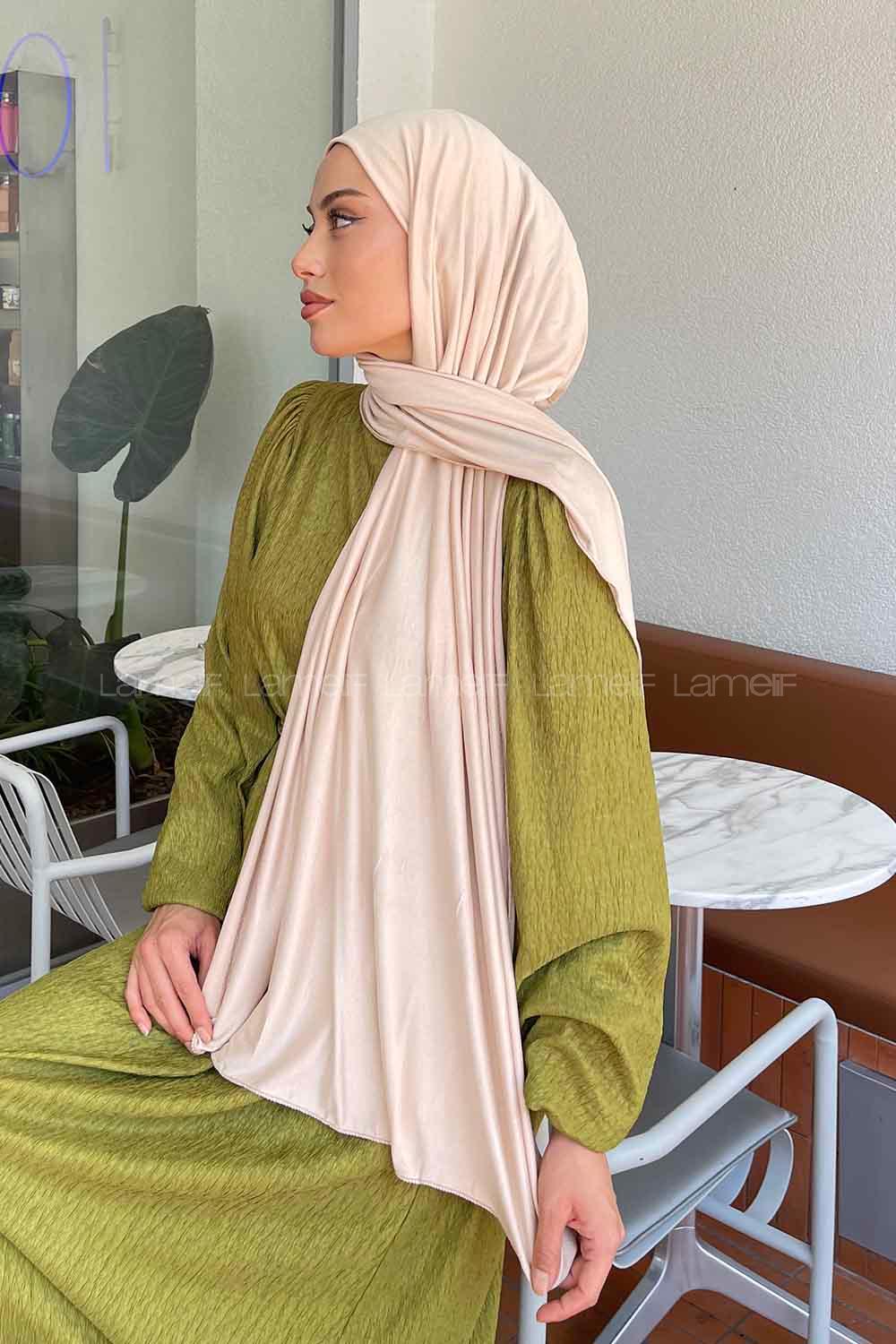 Beige Combed Fabric Straight Shawl
