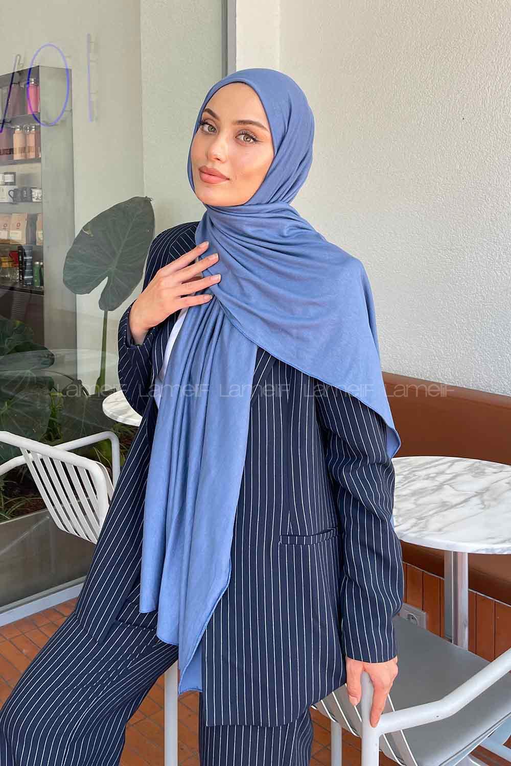 Lamelif Gök Mavi Penye Şal