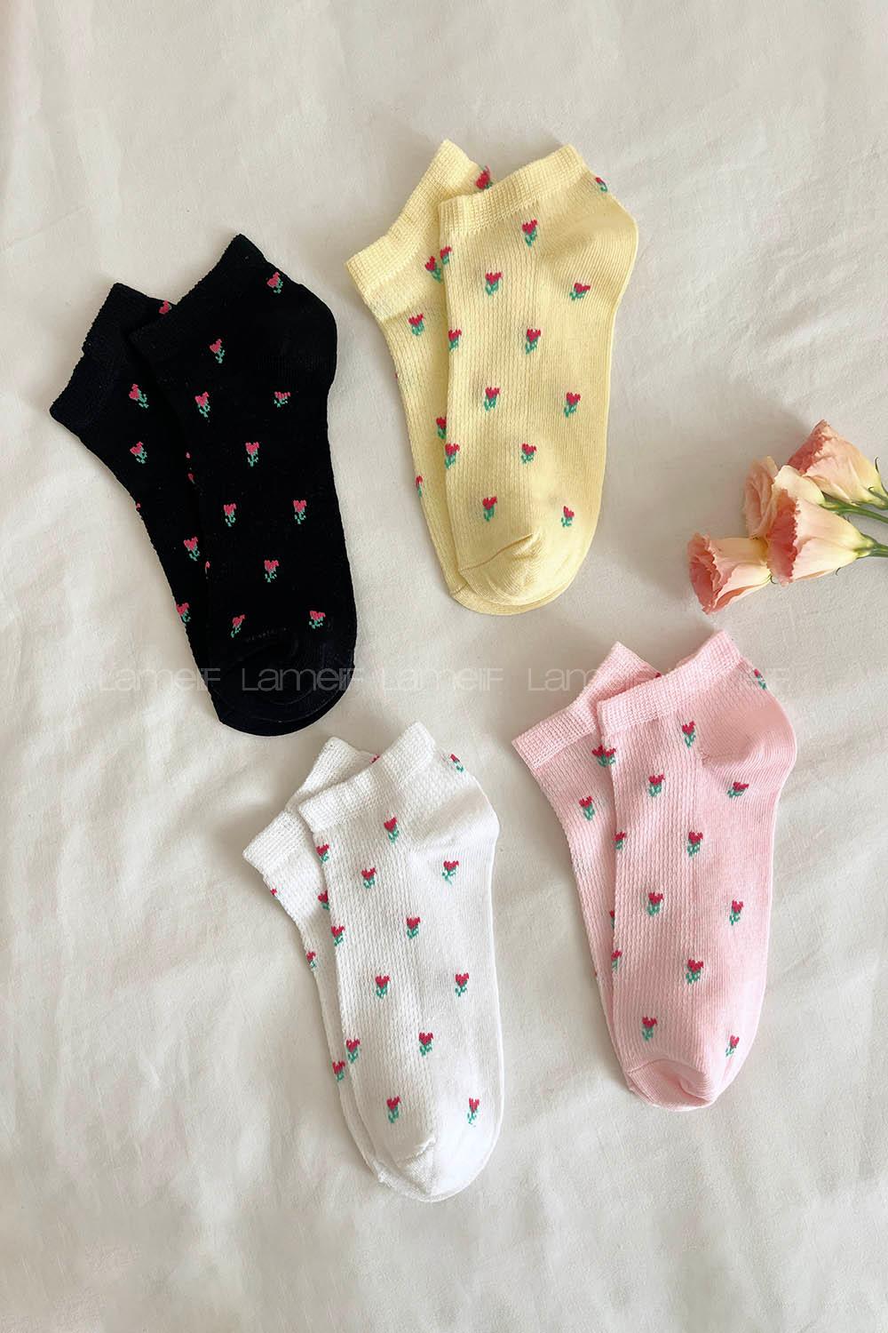 Lamelif Menekşe Desen Patik Çorap