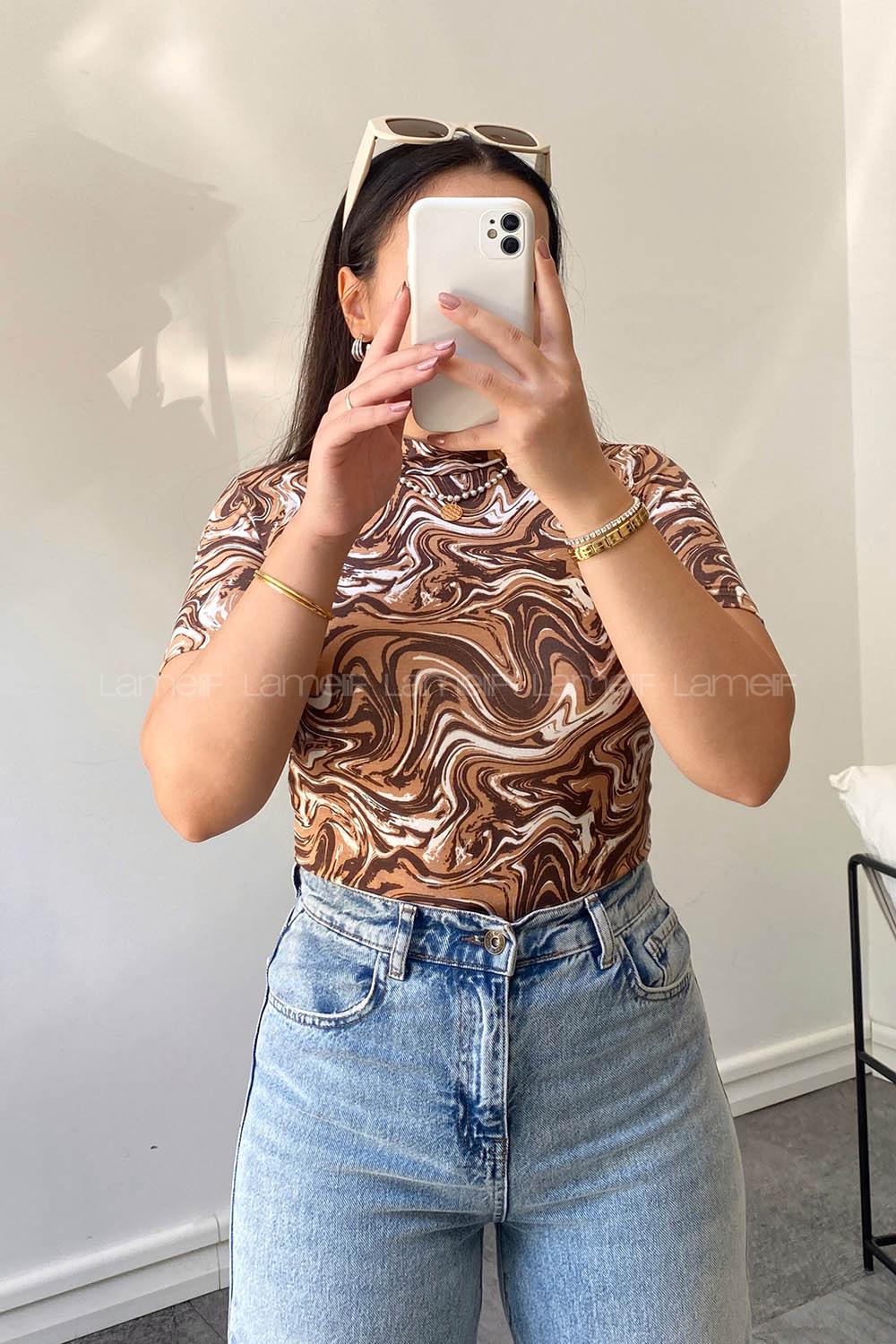 Brown Turtle Neck Short Arm Combed Fabric Body