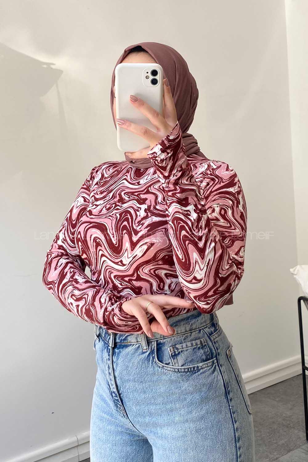 Lamelif Eldiven Detaylı  Ebru Desenli Body Vişne