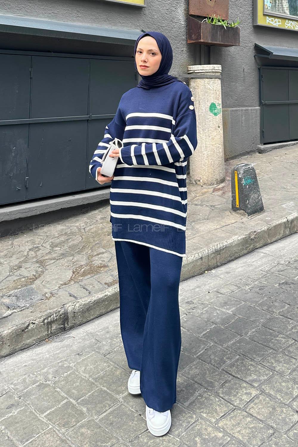 Lamelif Çizgili Yaka Düğme Detaylı Triko Tesettür Takım Lacivert