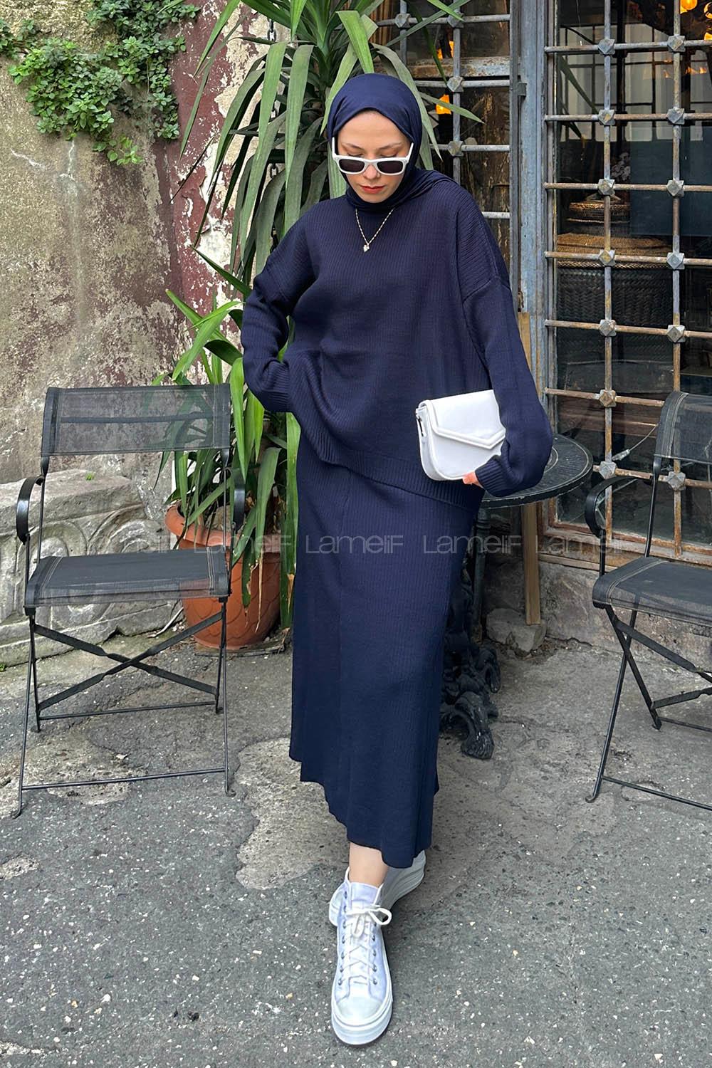 Lamelif Etekli Triko Tesettür Takım Lacivert