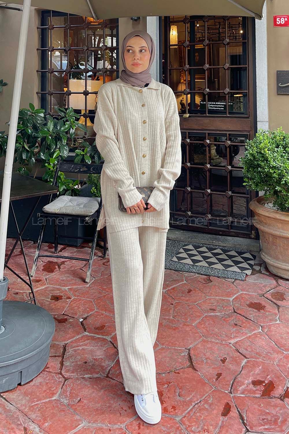 Lamelif  Polo Yaka Düğmeli Tesettür Takım Taş