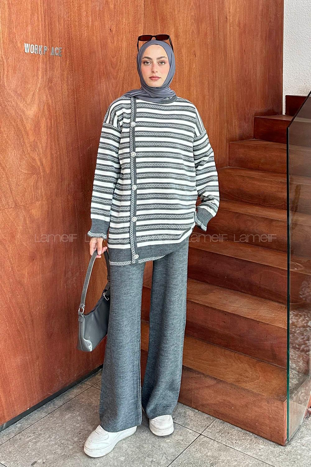 Gray Medium Crew Neck Long Arm Knitwear Regular Trousers Comfortable Suit