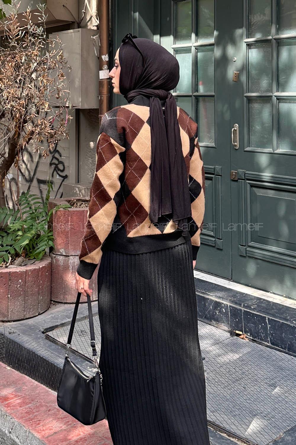 Black Polo Neck Collar Long Arm Jumper