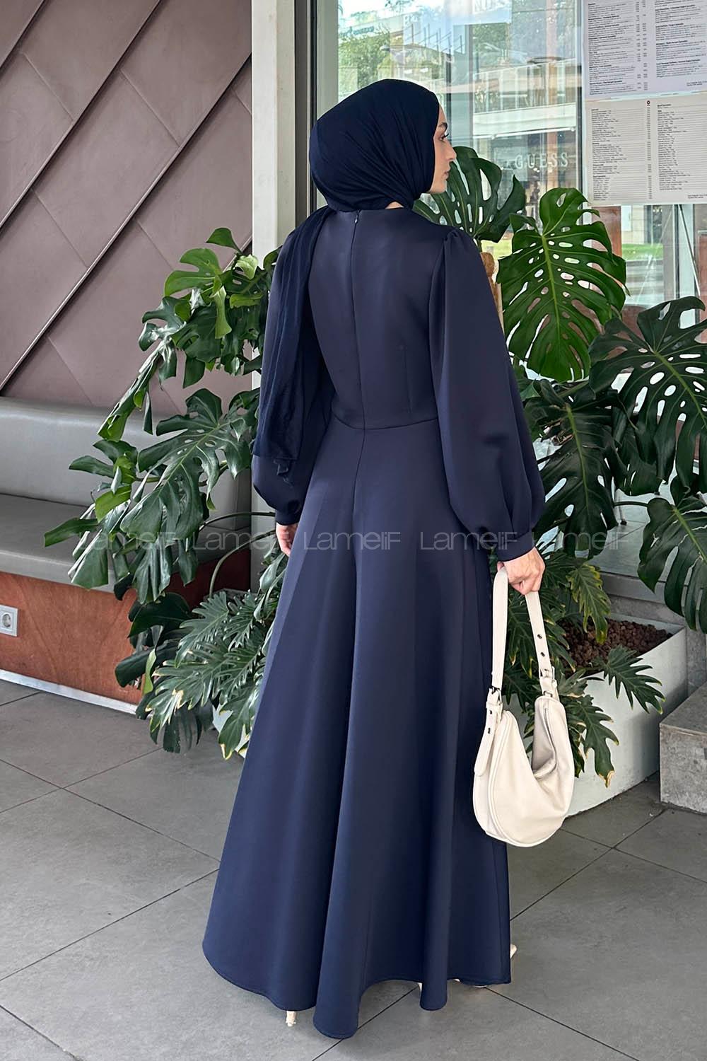 Lamelif Scuba Kumaş Taş Detaylı Tesettür Elbise Lacivert