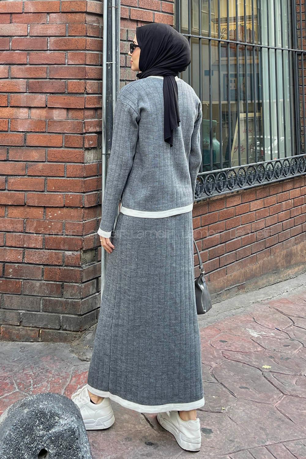 Lamelif Cep Detaylı Düğme Detaylı Triko Tesettür Takım Gri