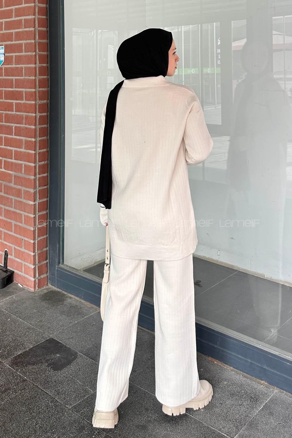 Ecru Shirt Collar Long Arm Knitwear Regular Trousers Comfortable Suit