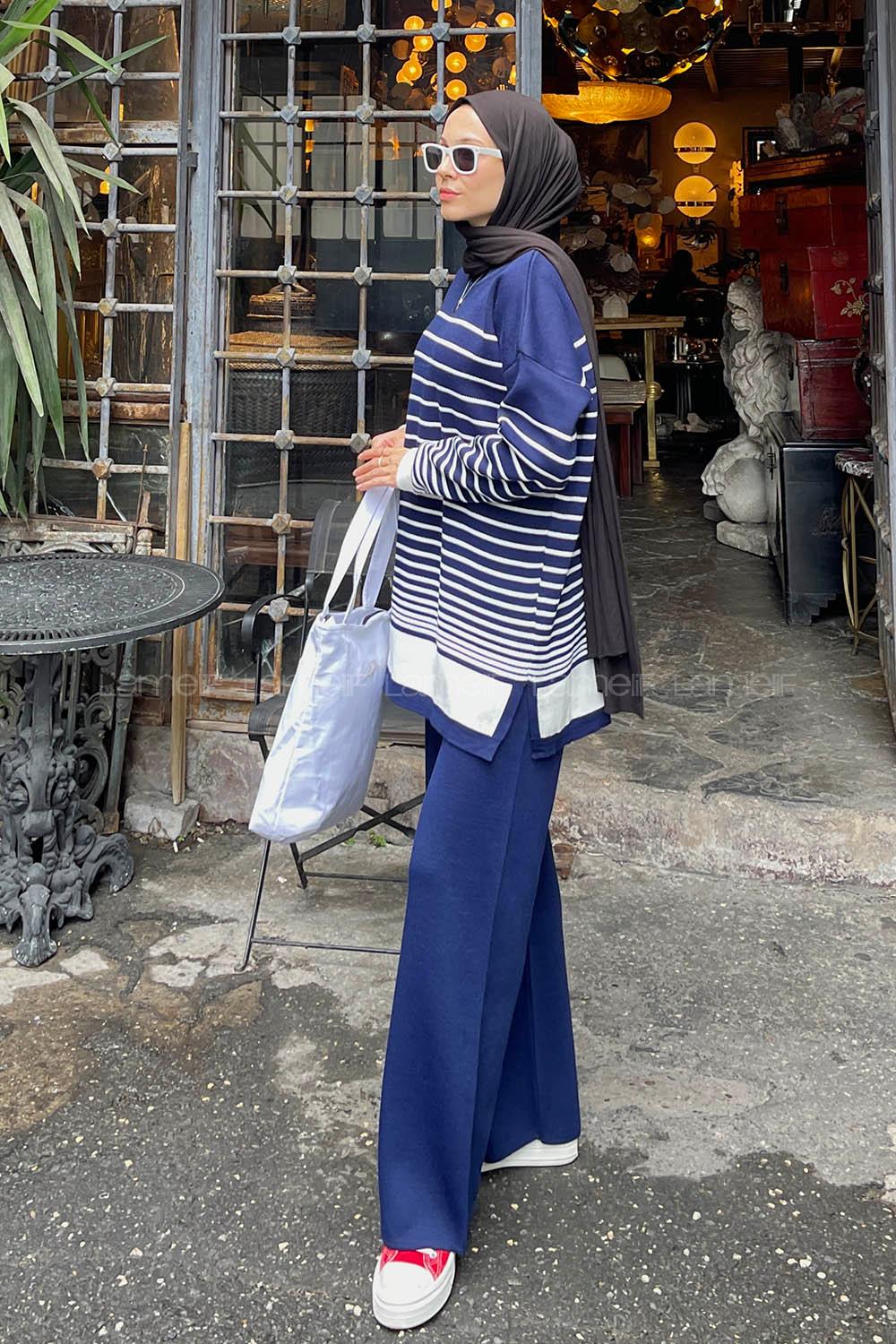 Lamelif Çizgili Triko Tesettür Takım Lacivert