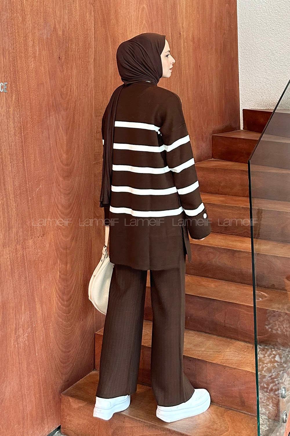 Bitter Brown Crew Neck Long Arm Knitwear Regular Trousers Comfortable Suit