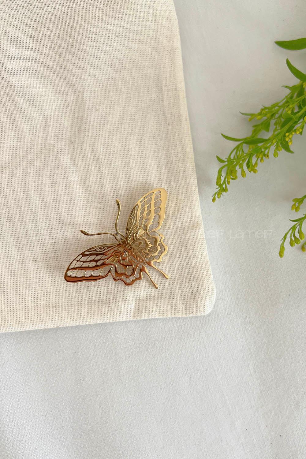 Lamelif Gold Kelebek Demir Broş