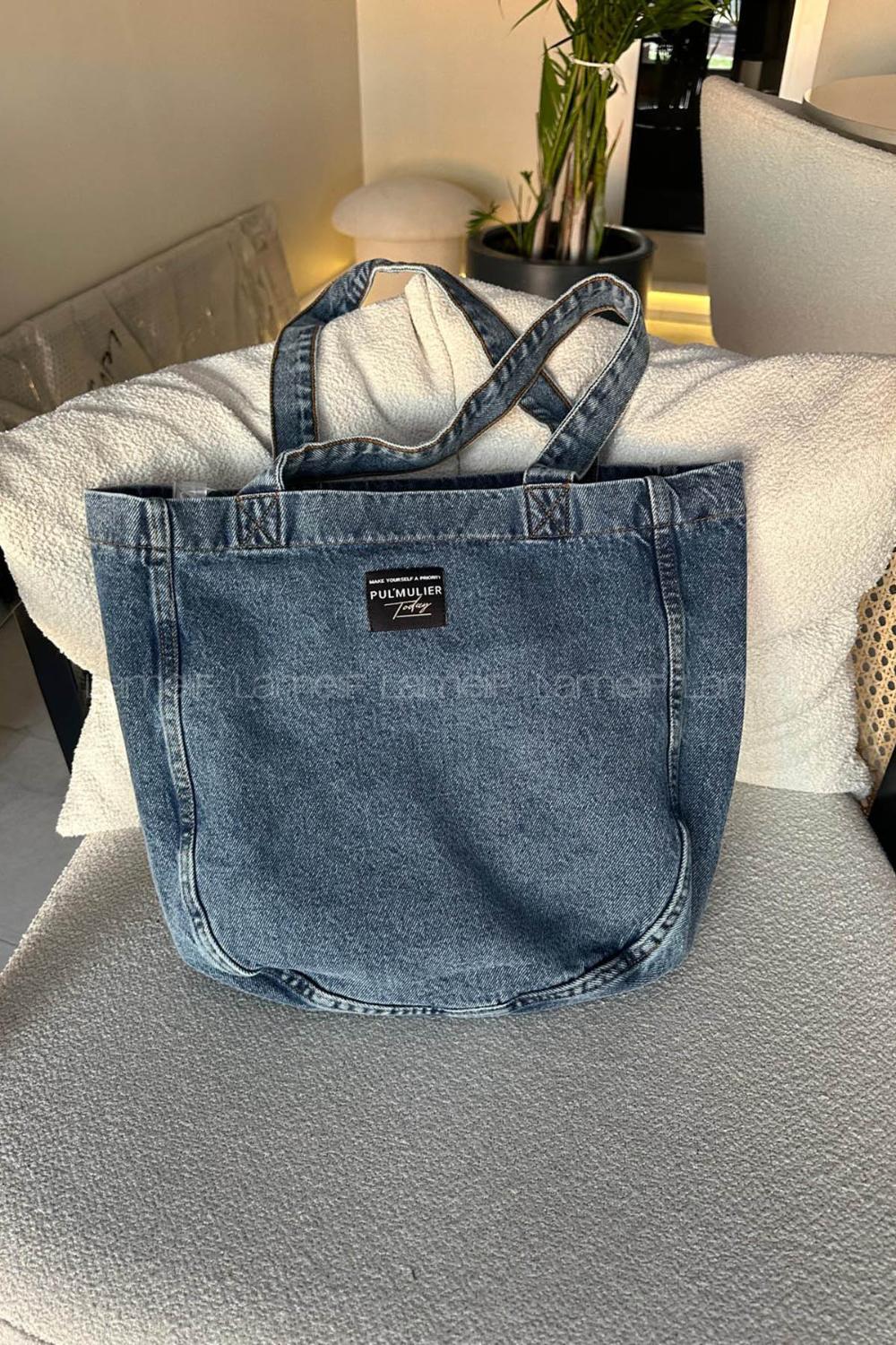 Lamelif Yıkamalı Kot Arma Detaylı Çanta