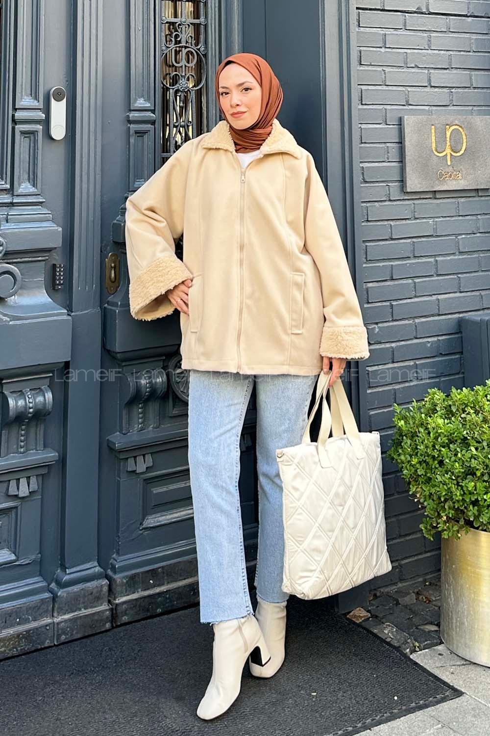 Lamelif Gömlek Yaka Düşük Omuz Kürk Detaylı Mont Krem
