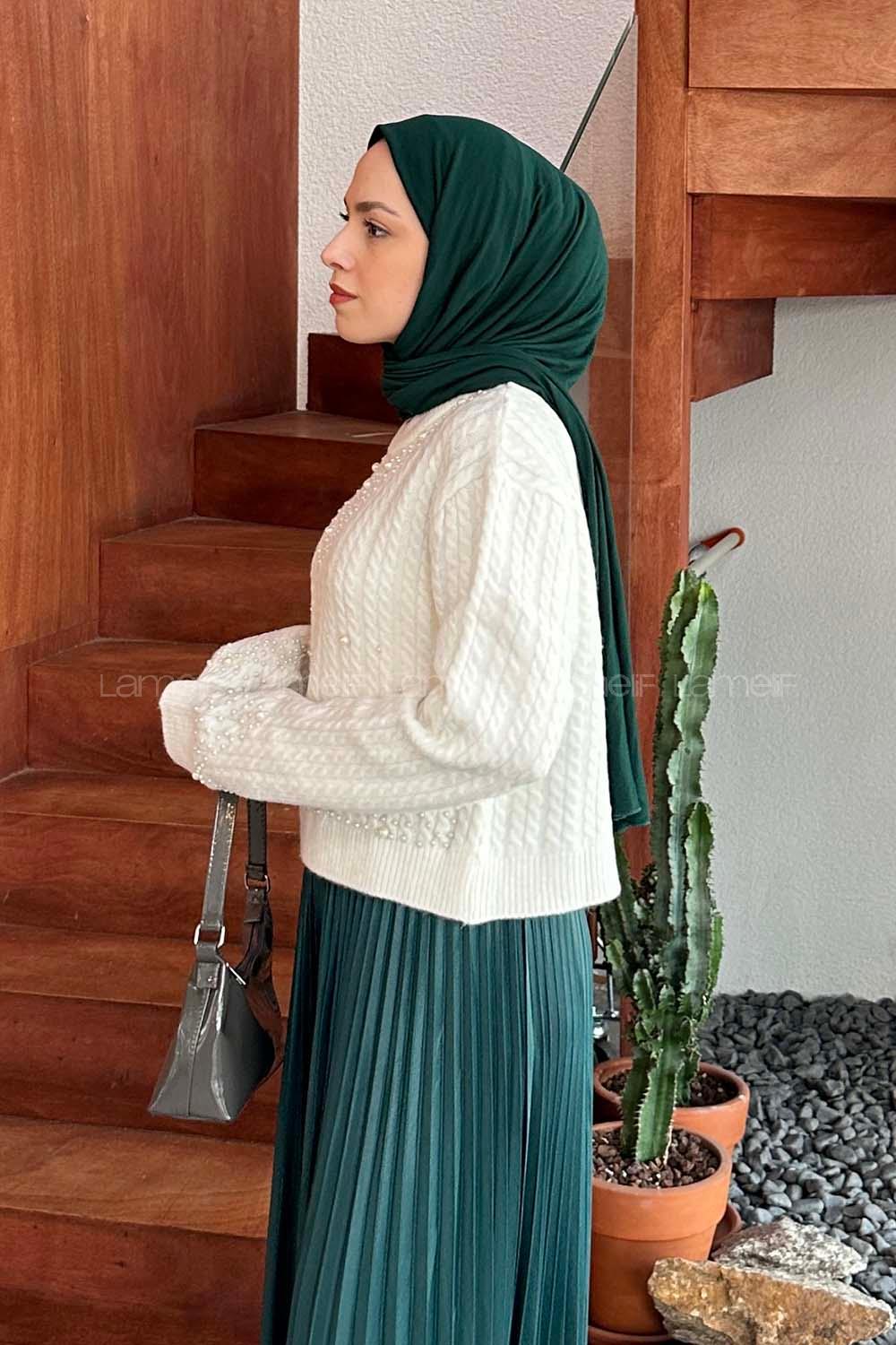 Lamelif İnci Detaylı Triko Kazak Beyaz