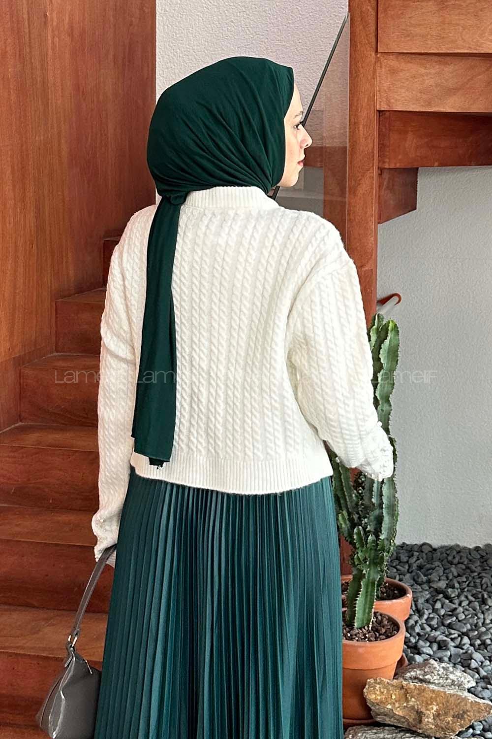 Lamelif İnci Detaylı Triko Kazak Beyaz