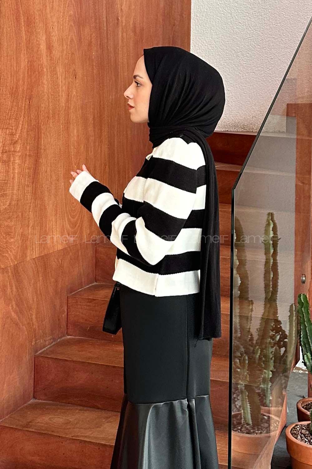 Black Crew Neck Long Arm Knitwear Cardigan