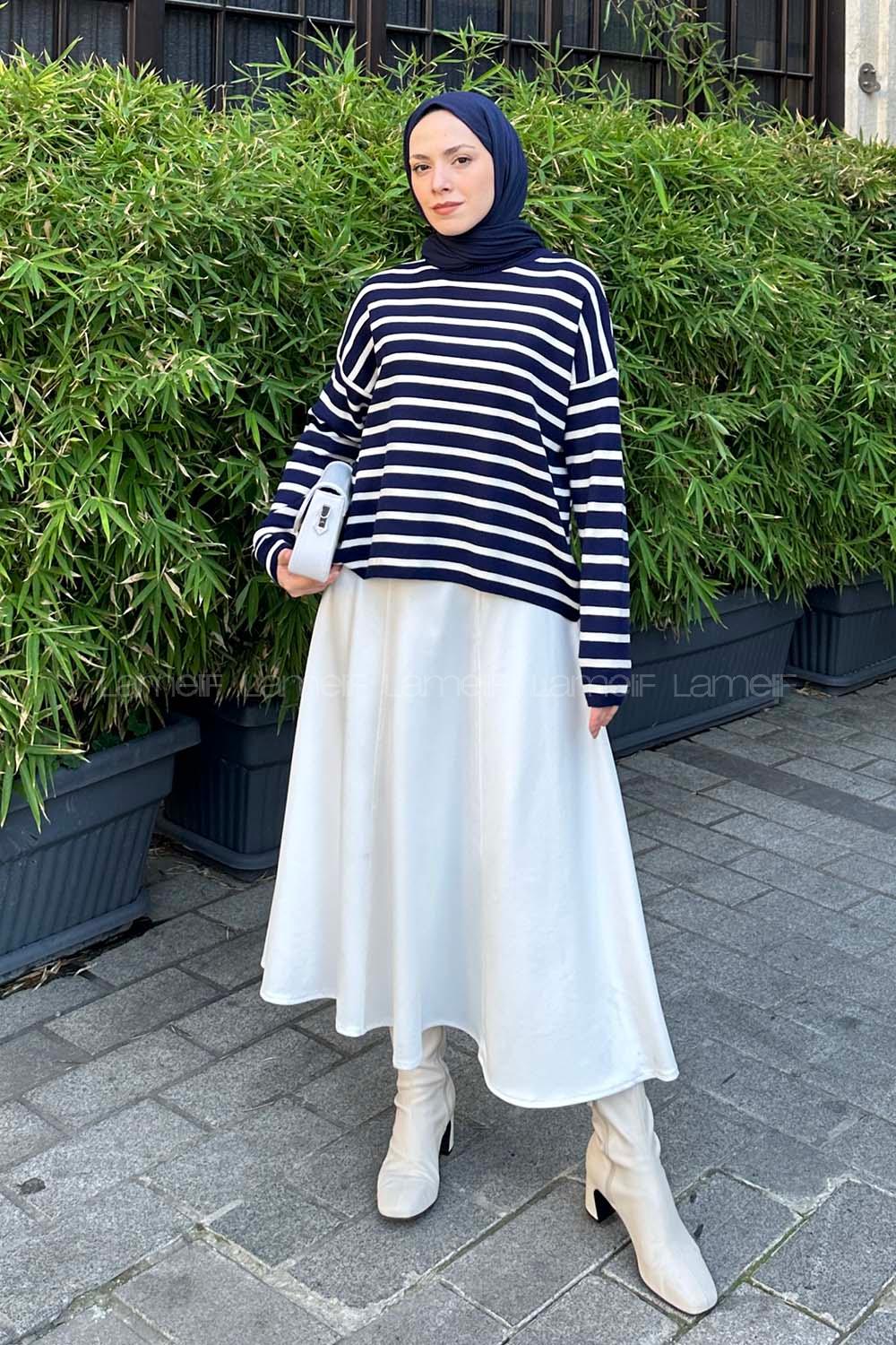 Navy Blue Turtle Neck Long Arm Jumper