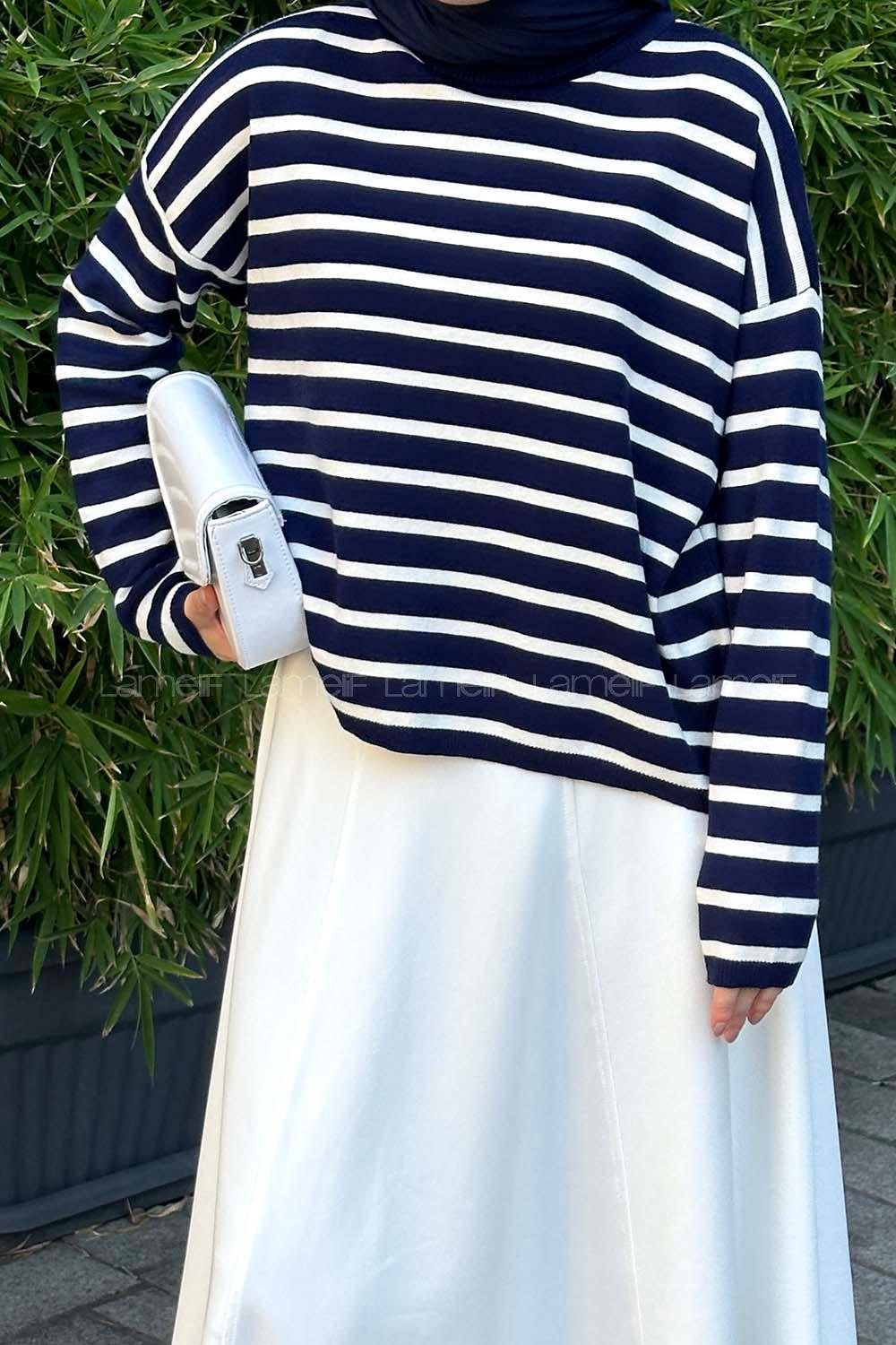 Navy Blue Turtle Neck Long Arm Jumper