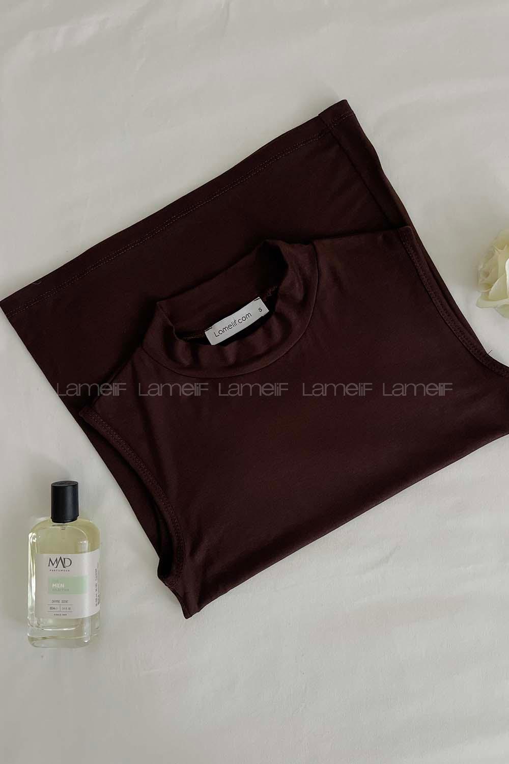 Bitter Brown Crew Neck Zero Arm Combed Fabric Body