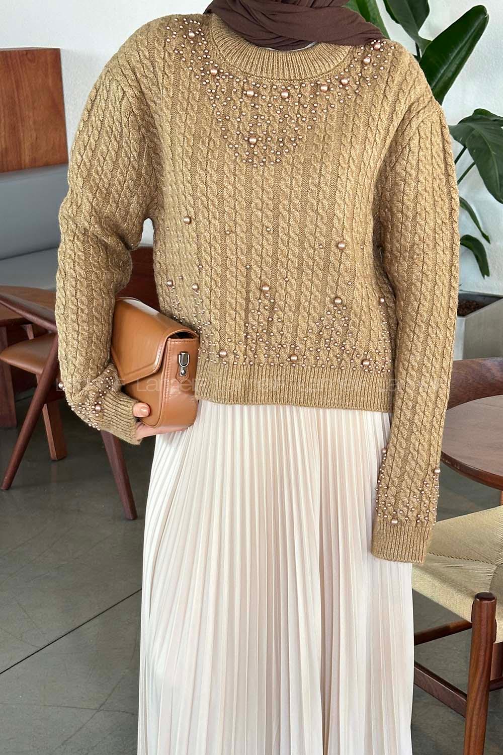 Lamelif İnci Detaylı Triko Kazak Sütlü Kahve