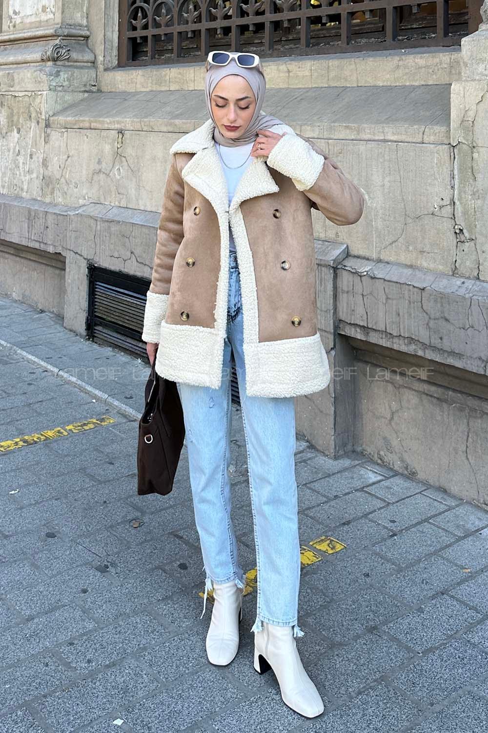 Lamelif Önü Boydan Düğmeli Kürklü Mont Soft Kahve
