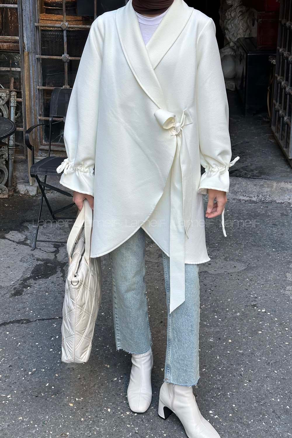 Lamelif Ön Bağlamalı Kaşe Kimono Ekru