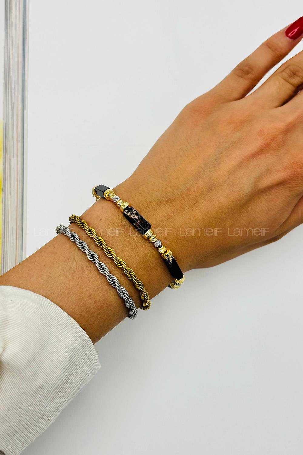 Black Without Accessories Gold Straight Wristband